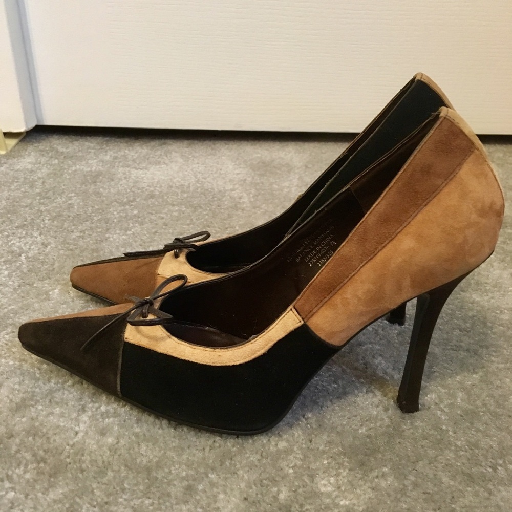 Brown Suede and Leather Patchwork Pumps.